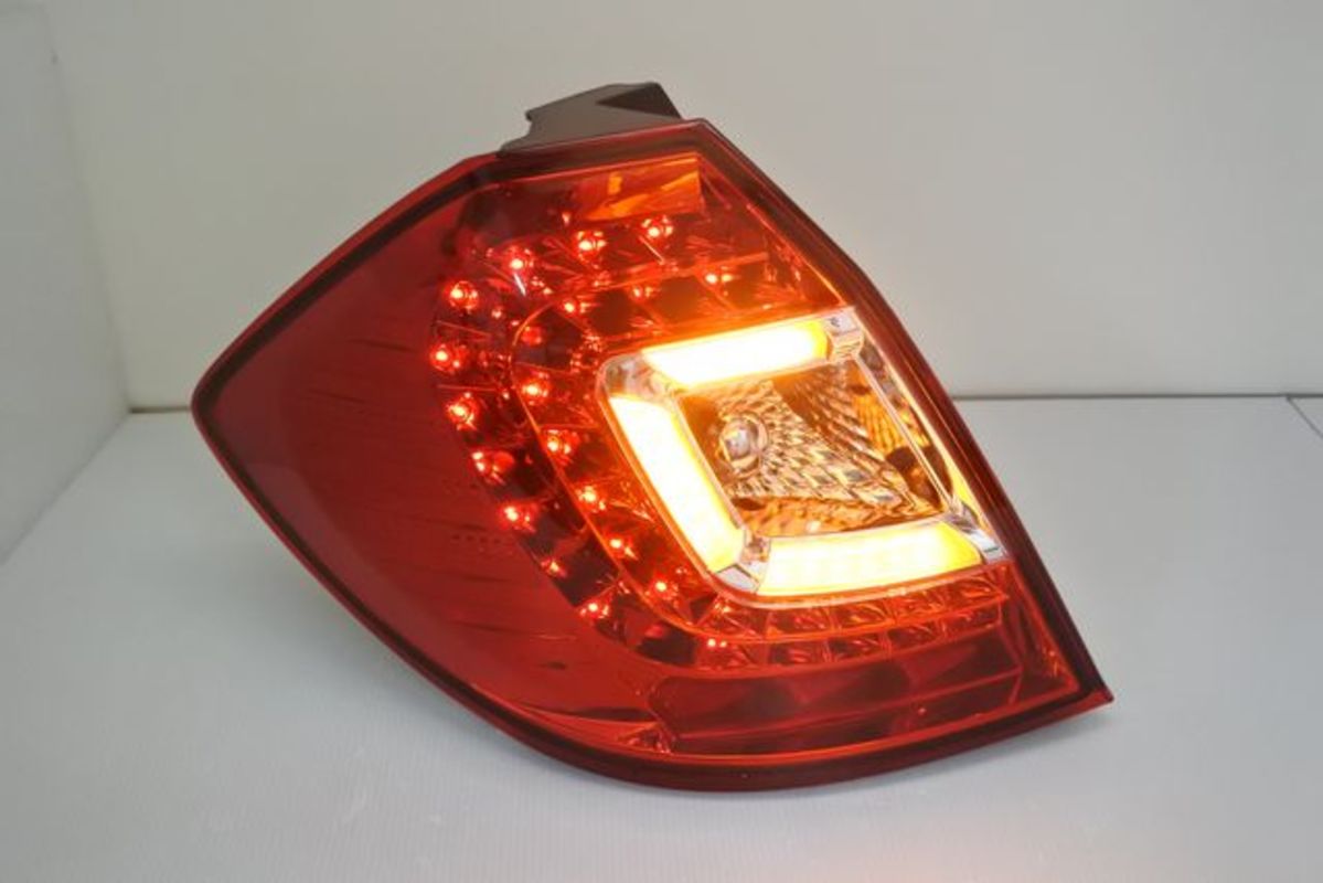 2008-2014/09 FIT LED C型 晶鑽紅白 尾燈 (缺貨)